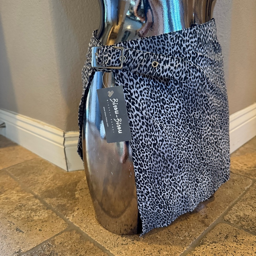 Style#ANM34 NWT Matching Leopard Print Cover up Skirt